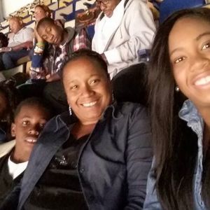 Meet your Posher, Desaund