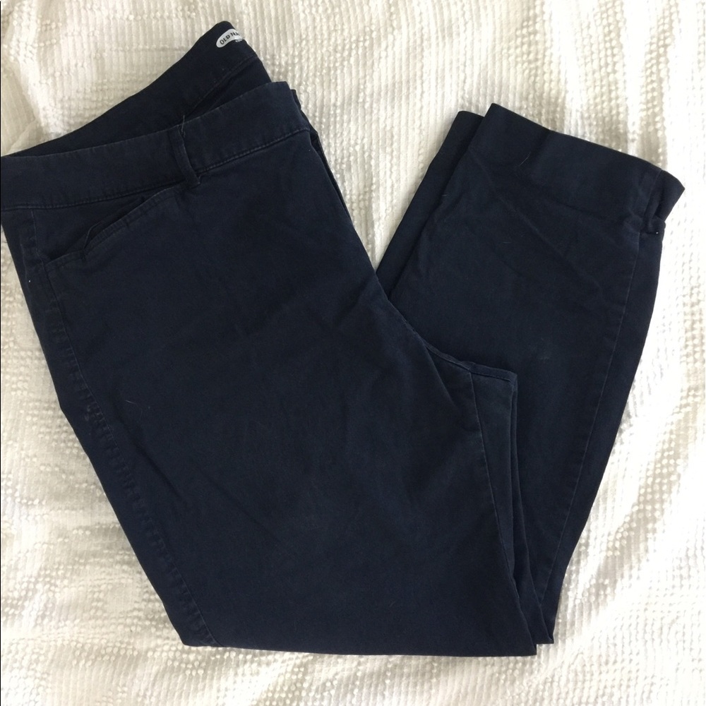 Old Navy Navy Pixie Chinos