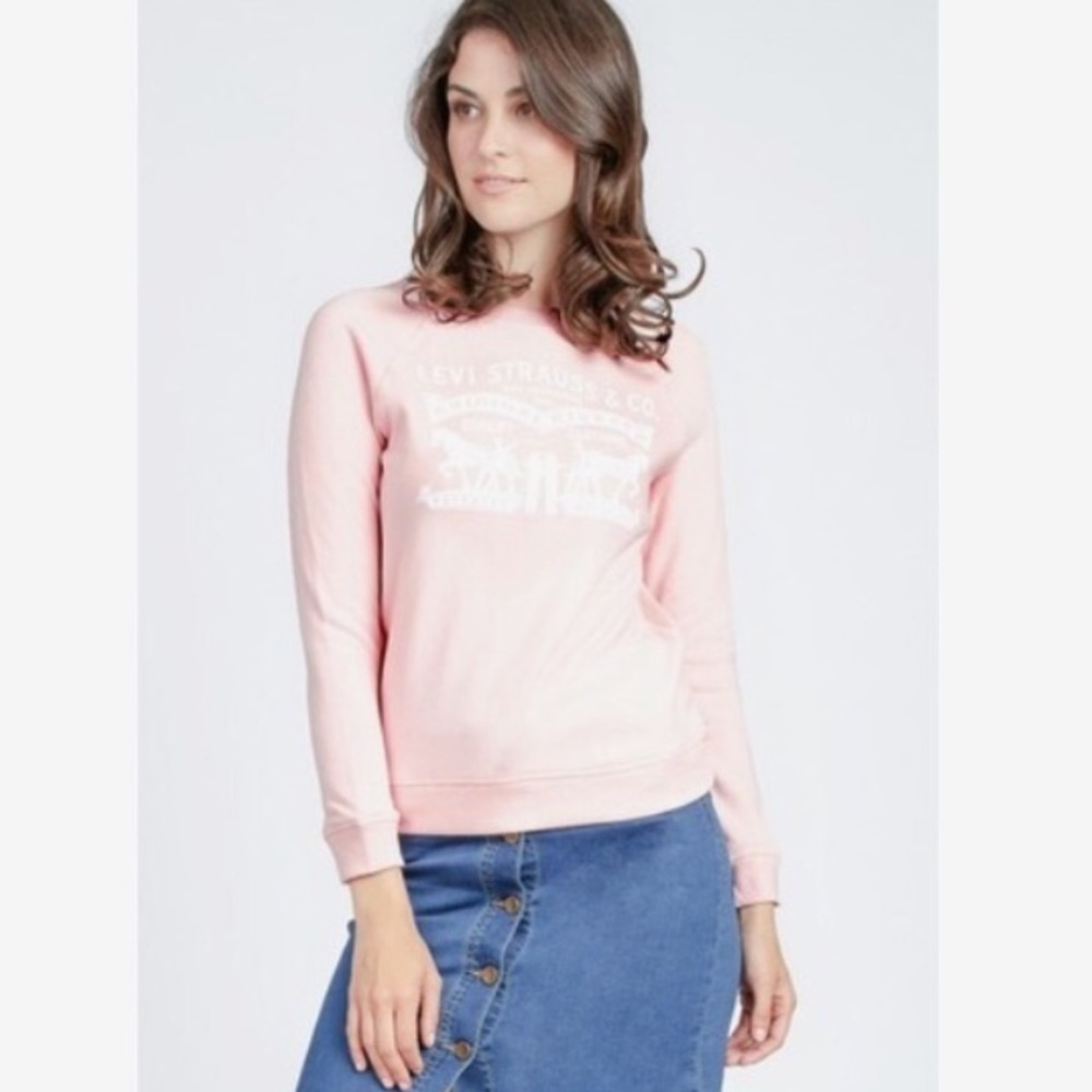 Pink Levi's long sleeve sweater lite weight