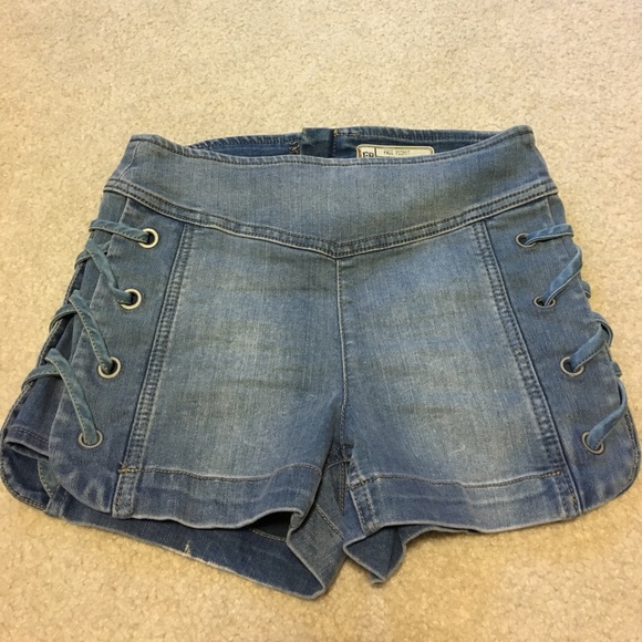 Free People high waisted jean shorts - Picture 2 of 4