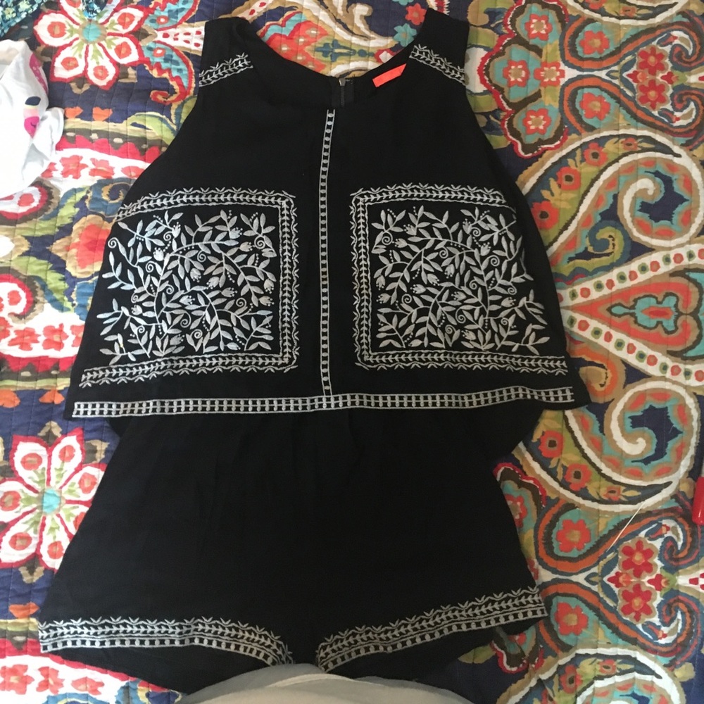 Lulumari romper