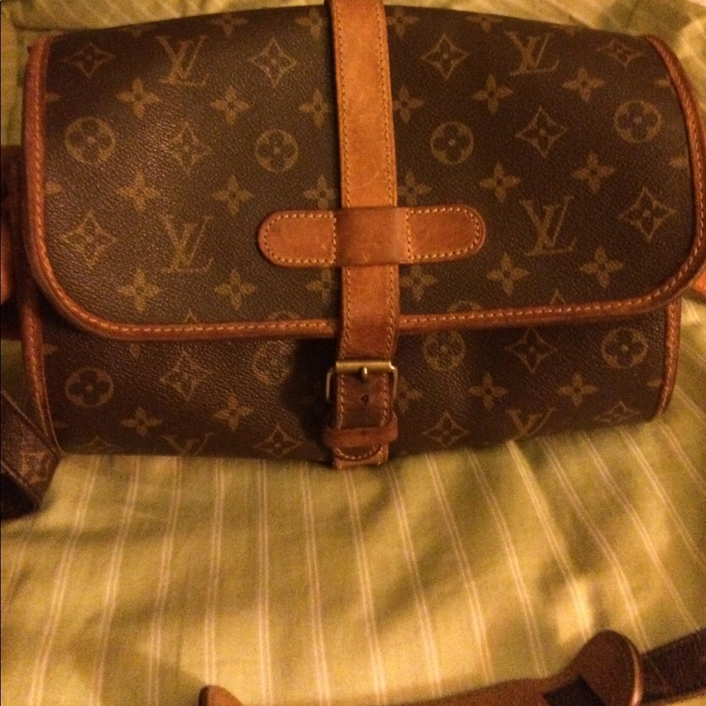 Authentic Vintage Louis Vuitton Cross Body bag