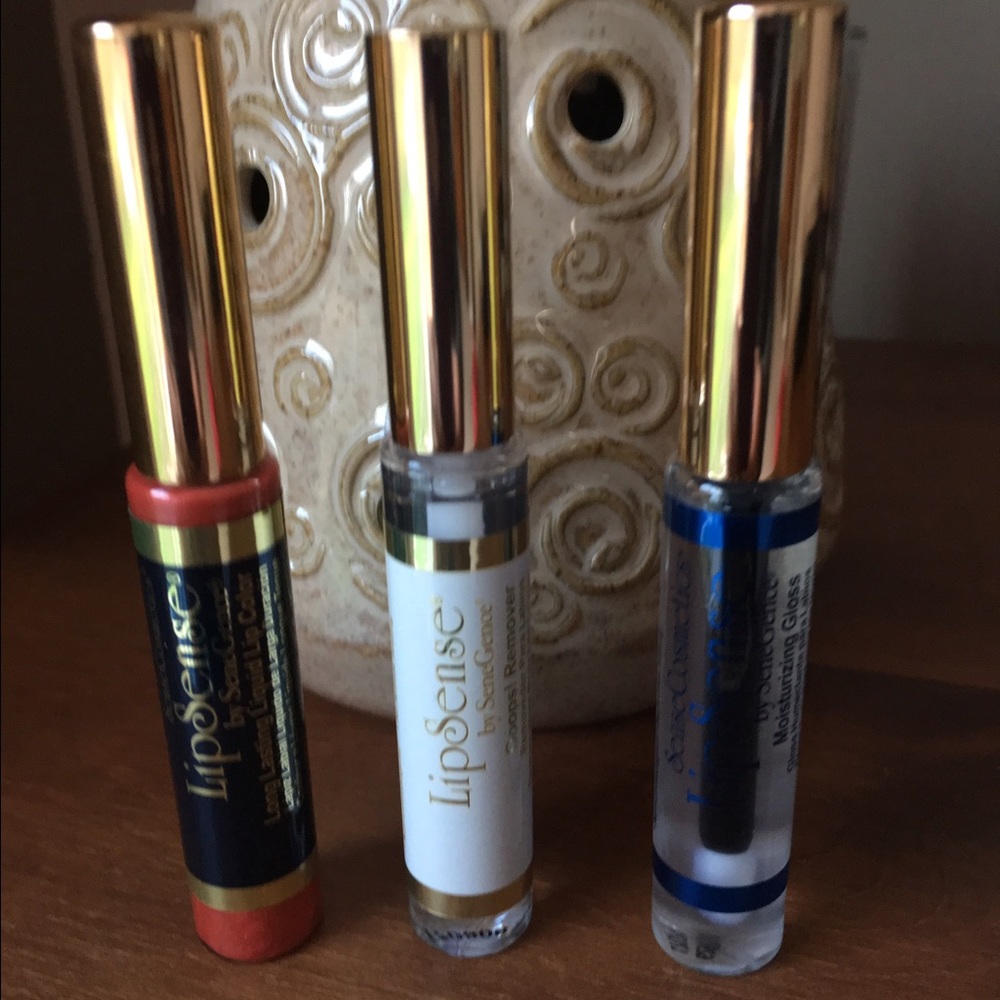 Pomegranate LipSense Kit - Picture 1 of 4
