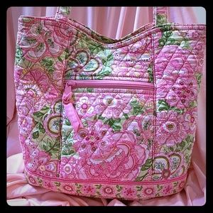 Vera Bradley purse in Petal Pinm