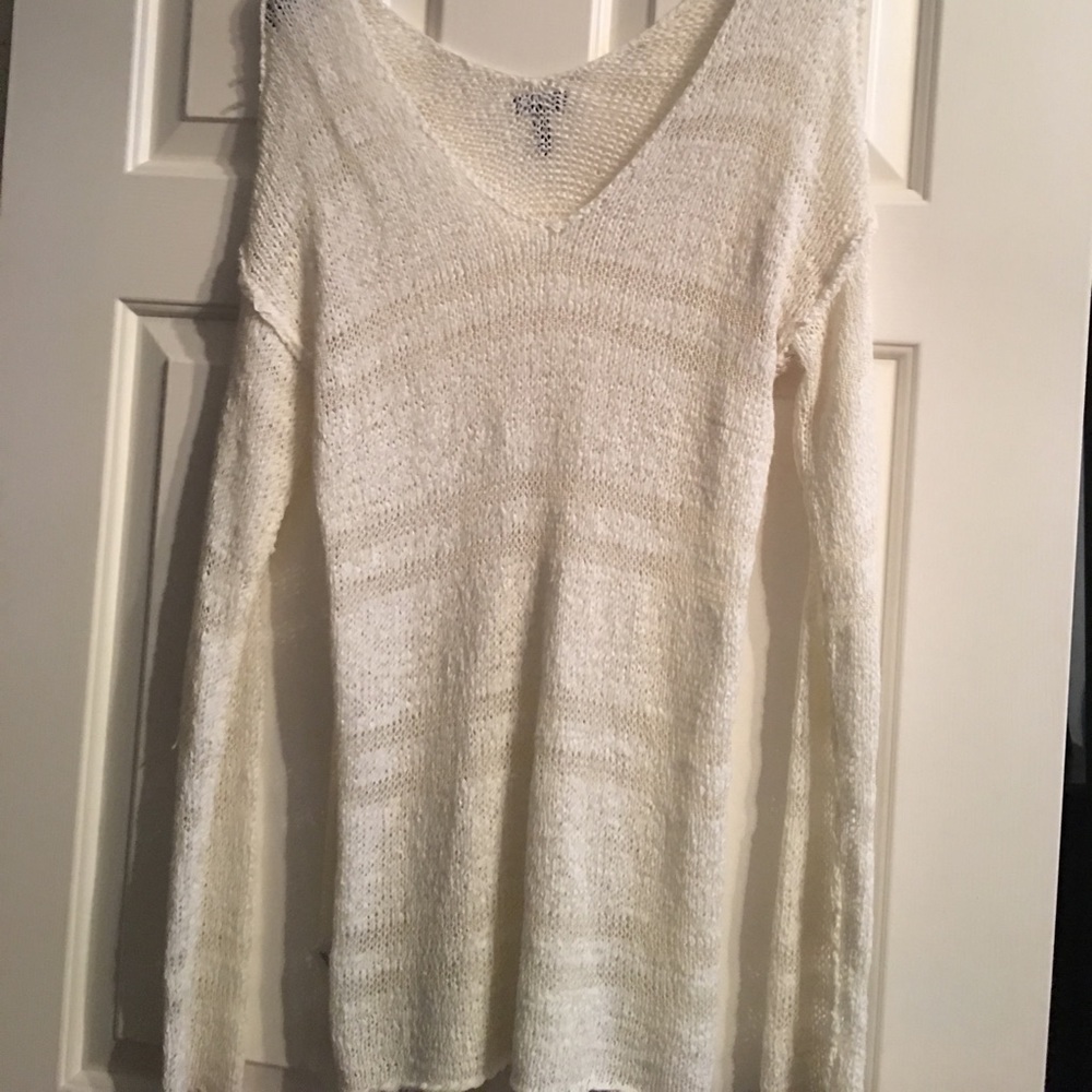 Splendid off-white sweater