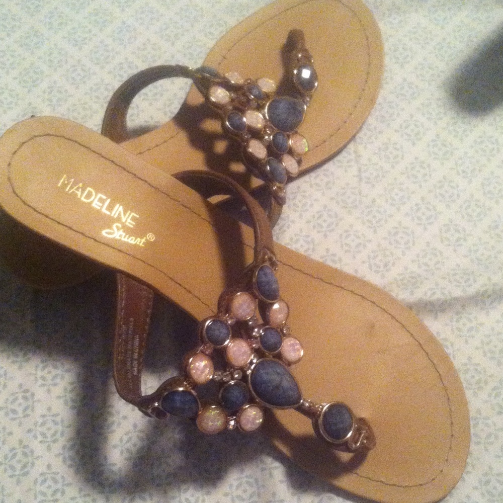 Gorgeous Sandals with gemstones