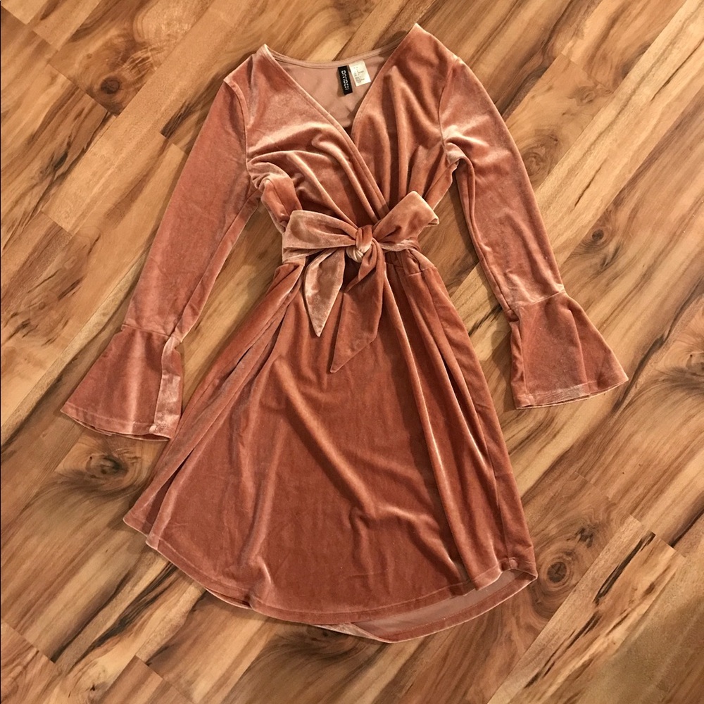 HM velvet dress