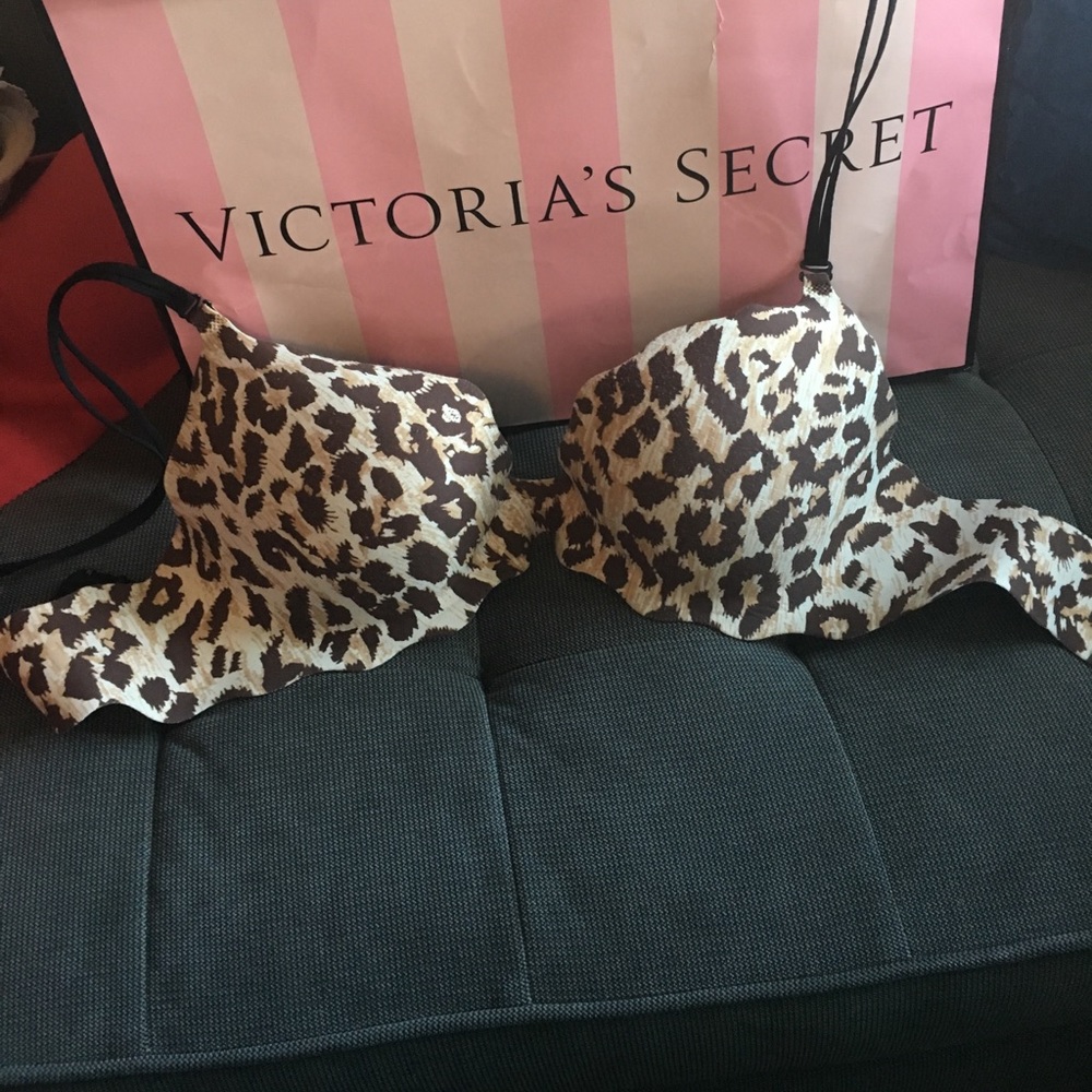 Victoria's Secret "Very Sexy" Leopard push-up 36D