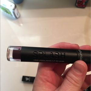Splash lipstick younique