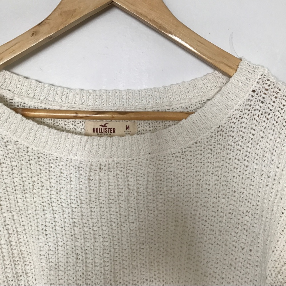 Hollister Cropped Sweater