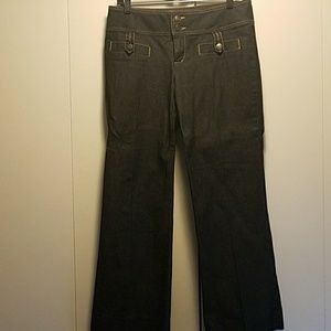 Bisou straight, medium wide leg jean