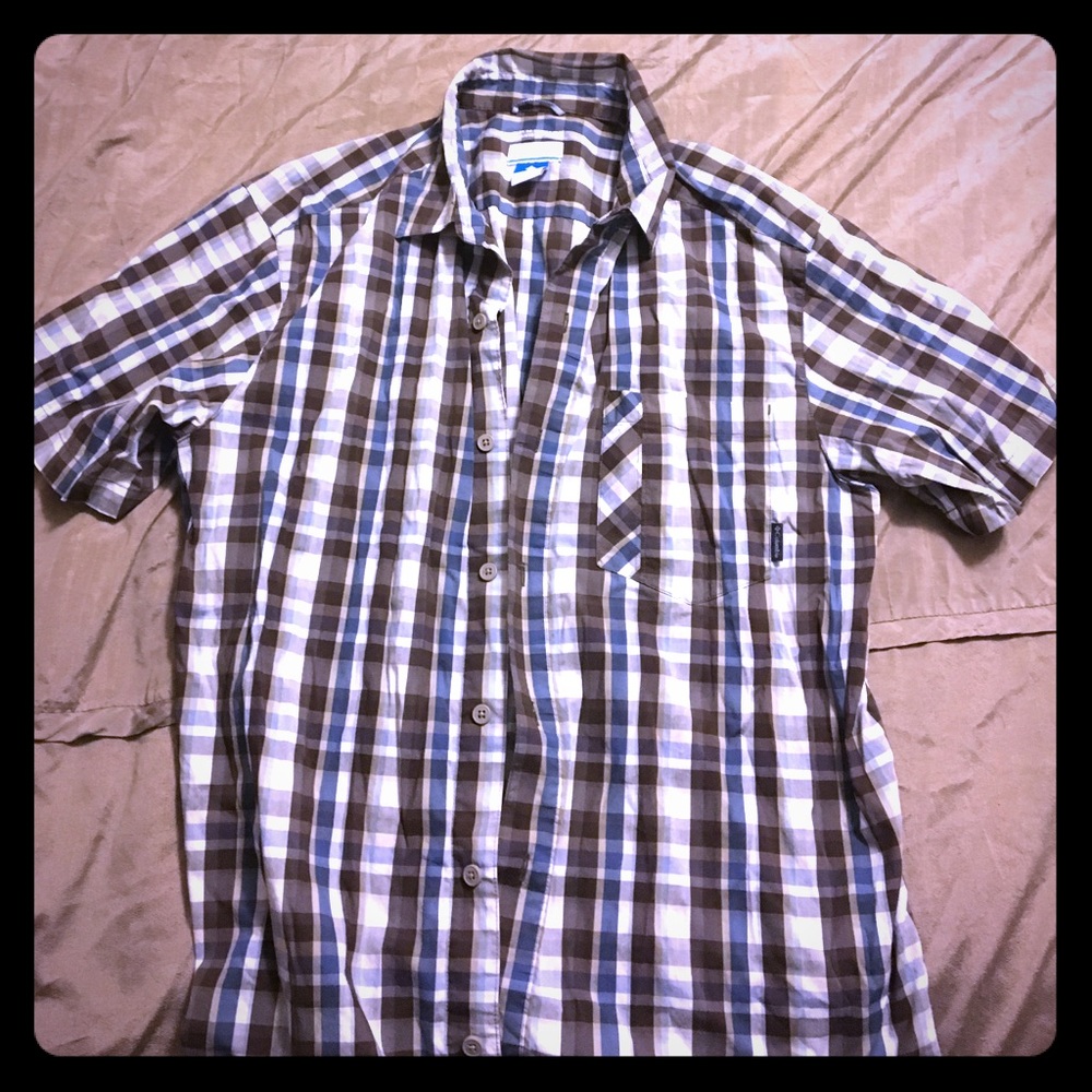 Columbia short sleeved shirt