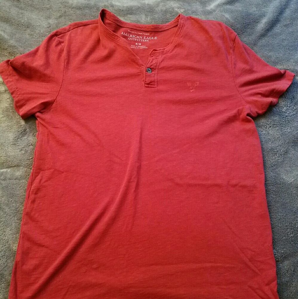 American Eagle Outfitters Size Medium Henley