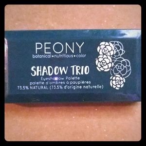 Peony Eyeshadow Trio