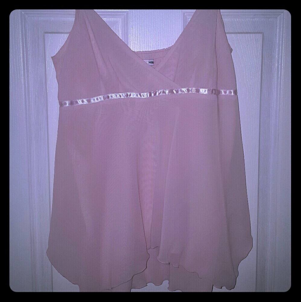 🛍 4/$20 Pink Spaghetti Strap Tank
