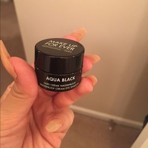 Makeup forever aqua black