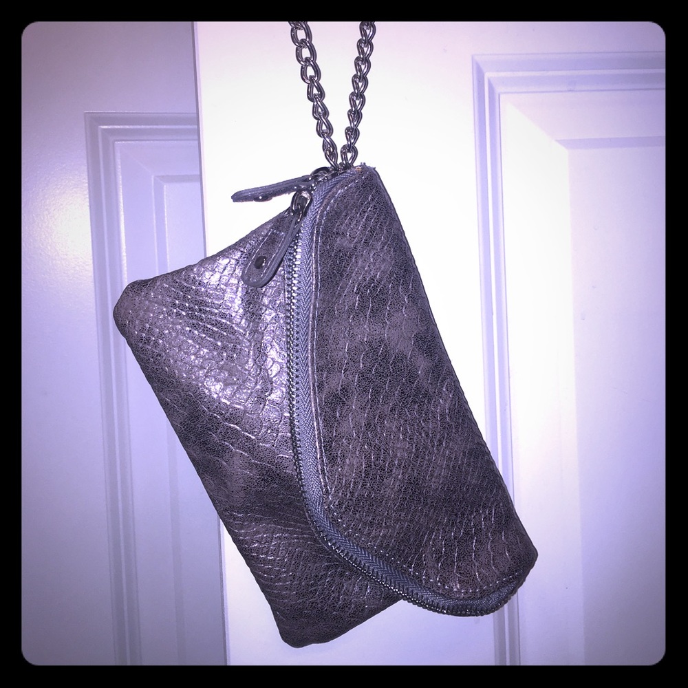 Wristlet