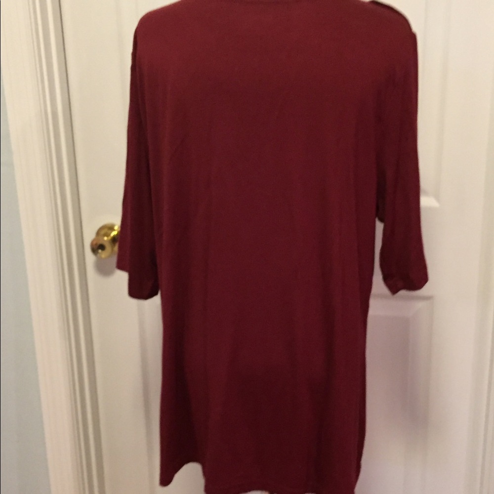 Shirt - Picture 3 of 4