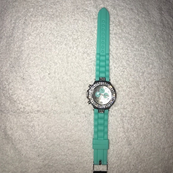 Watch - Picture 2 of 2