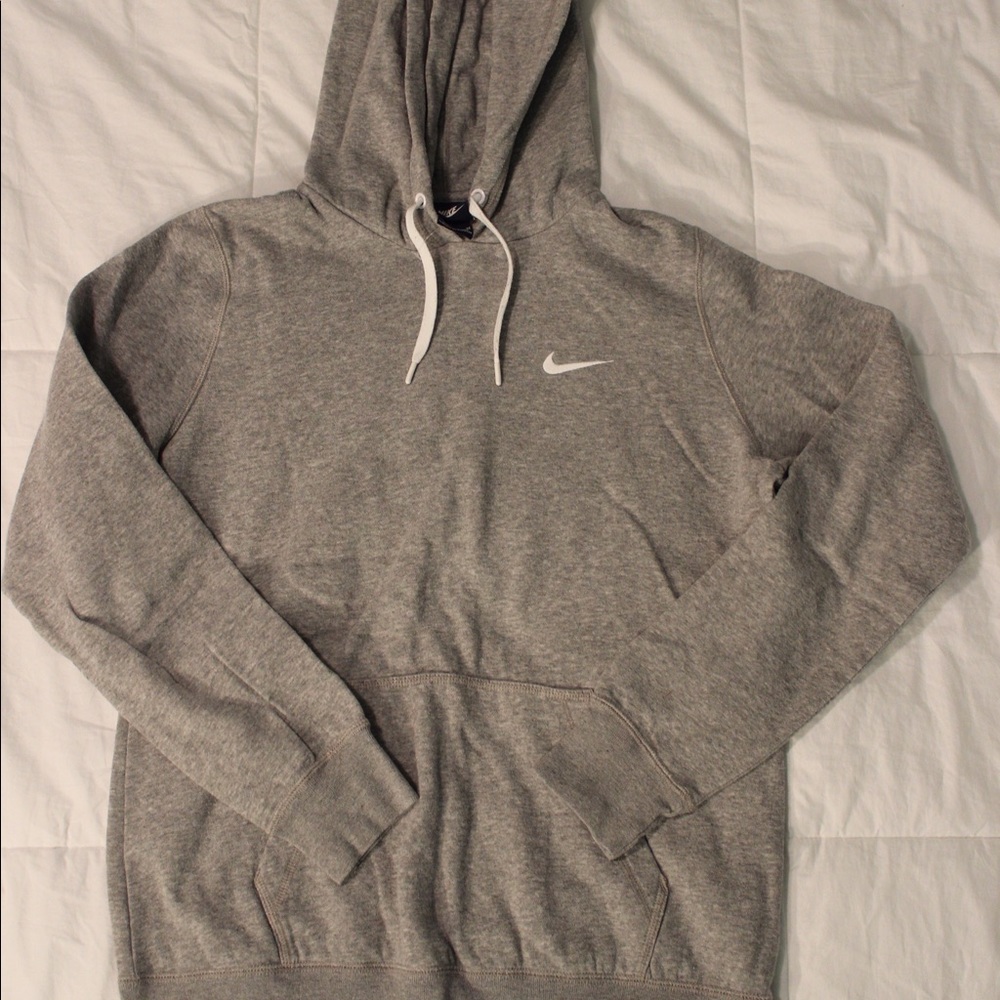 Gray Nike Sweatshirt