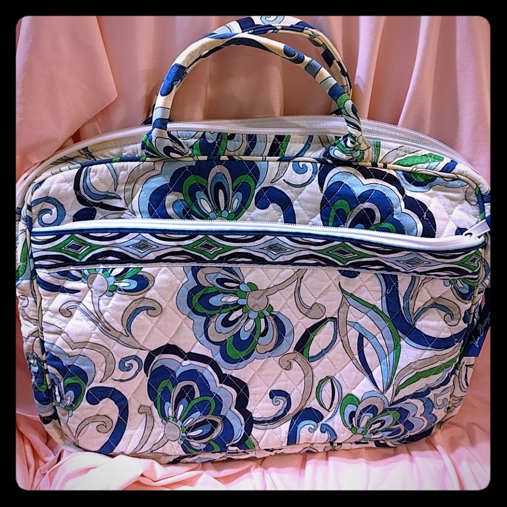 Vera Bradley laptop case Mediterranean White