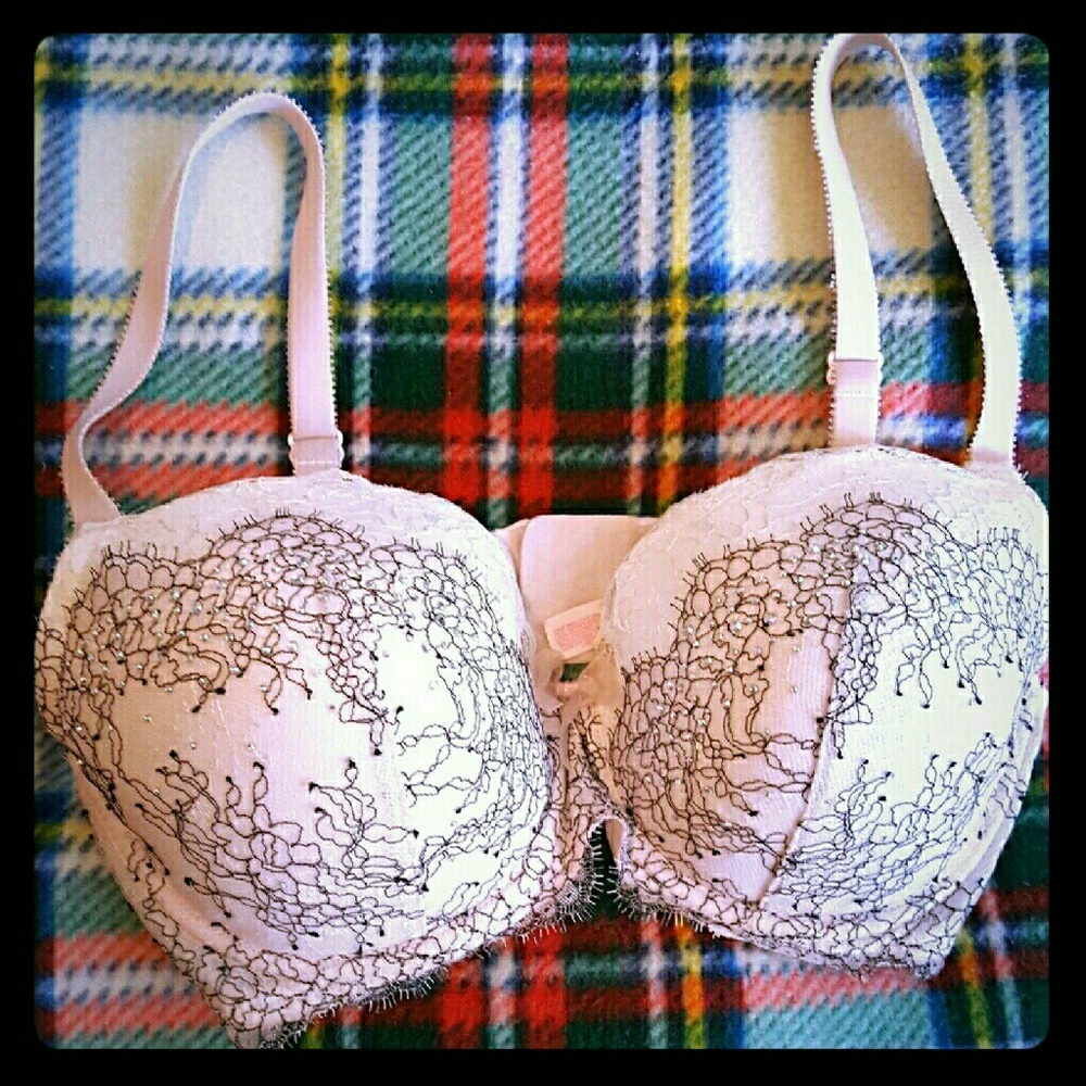 Vs bra 36 dd lined demi and note 5 cases