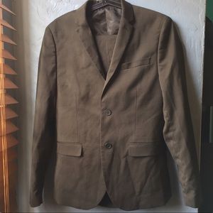 Olive green men's slim suit 🤗