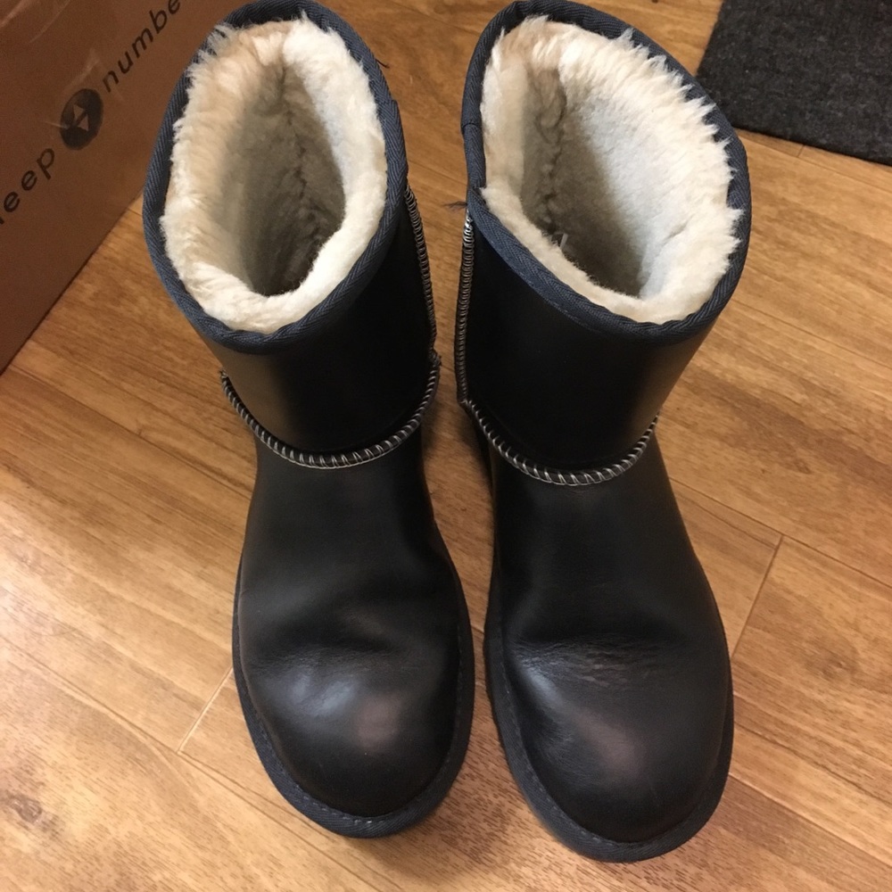 UGG BOOTS- authentic