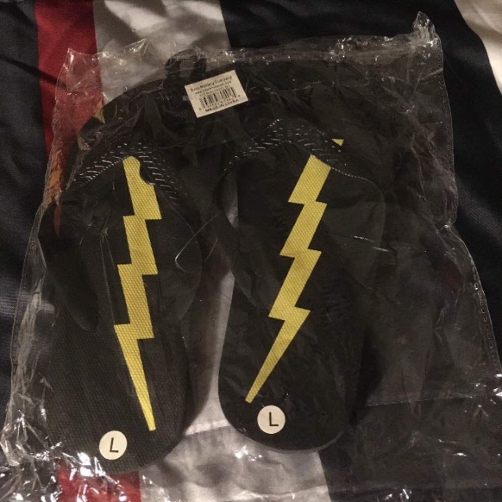 Lightning⚡️flip flops