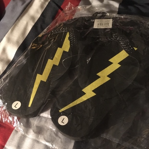 Lightning⚡️flip flops - Picture 2 of 2