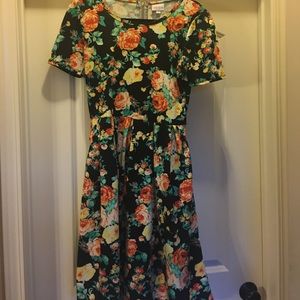 Floral Rose LuLaRoe Amelia🌹