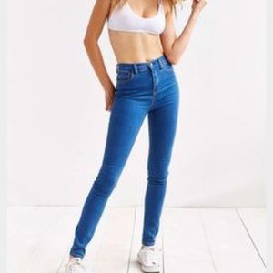 BDG Super High Rise Twig Ankle Jeans size 26w 29L