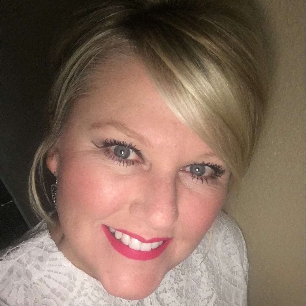 Meet your Posher, Tracy
