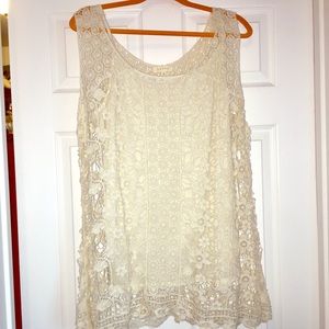 🌷SALE🌷Gorgeous 2 Piece Lace Tank Set