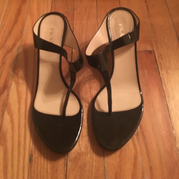 Prada slide on mid-size heel sandal! - Picture 1 of 3