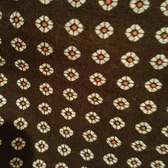 OLD NAVY SZ 4 STRETCH CROP PANTS "CAR SHOW READY" - Picture 2 of 4