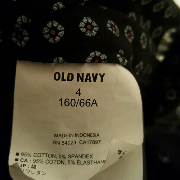 OLD NAVY SZ 4 STRETCH CROP PANTS "CAR SHOW READY" - Picture 3 of 4