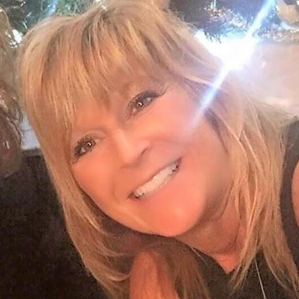 Meet your Posher, Tina