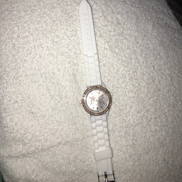 Watch - Picture 2 of 2