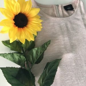 🎉HP🎉 Sparkly Light Pink Top!