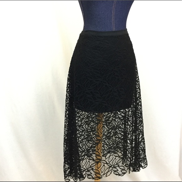 New LIBERTY GARDEN Medium Black Lace Hi Low Skirt - Picture 7 of 8