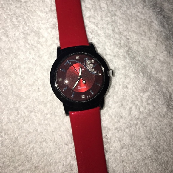 Watch - Picture 2 of 2