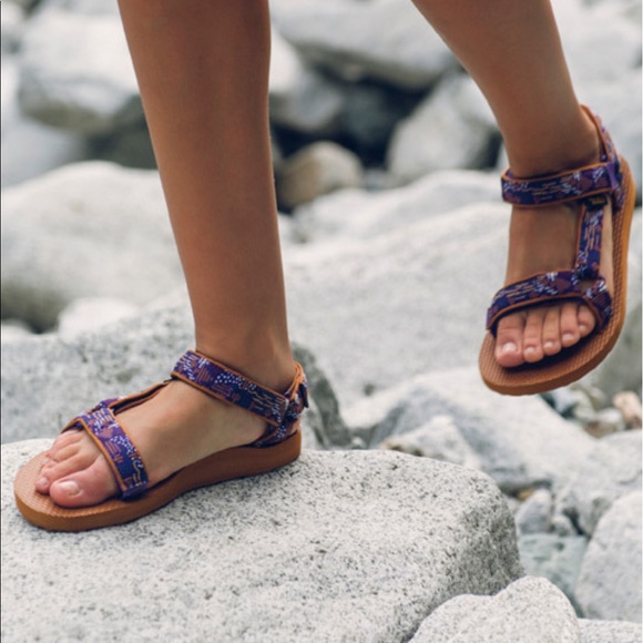 NWOB Cactus print universal original teva - Picture 3 of 3