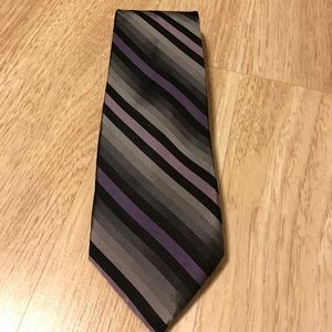 Men's necktie