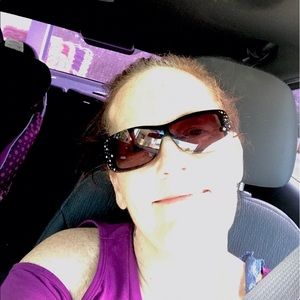 Meet your Posher, Karen