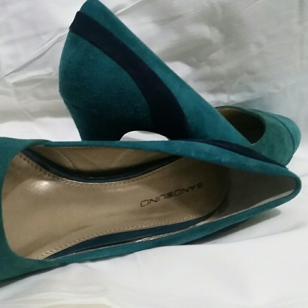 Bandolindo Suede heels two toned