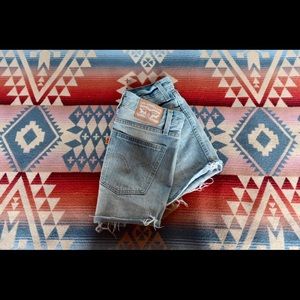 FINAL PRICE DROP High waisted cutoff shorts