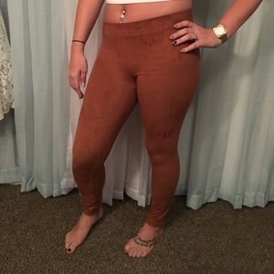 Rusty brown Almost Famous legging never worn