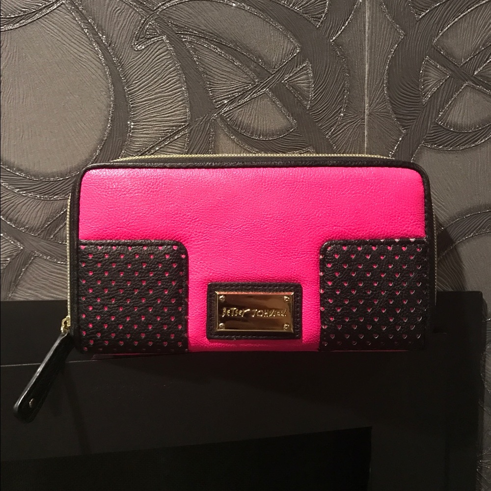 BETSEY JOHNSON Wallet