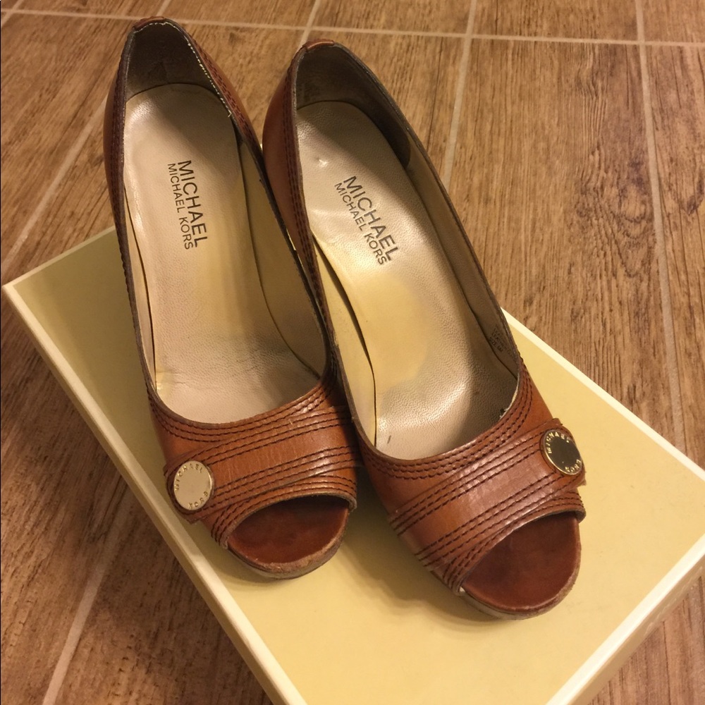 Michael pumps